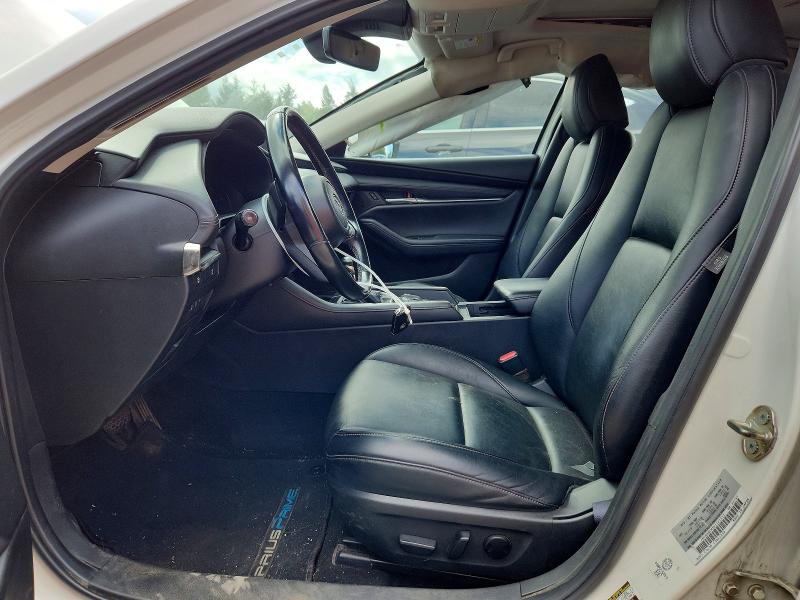 Продаж на аукціоні авто 2019 Mazda 3, vin: JM1BPBCM5K1121313, номер лоту: 64102036