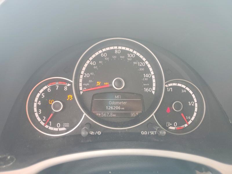 2015 Volkswagen Beetle მანქანა იყიდება აუქციონზე, vin: 3VW517AT4FM801697, აუქციონის ნომერი: 66719676