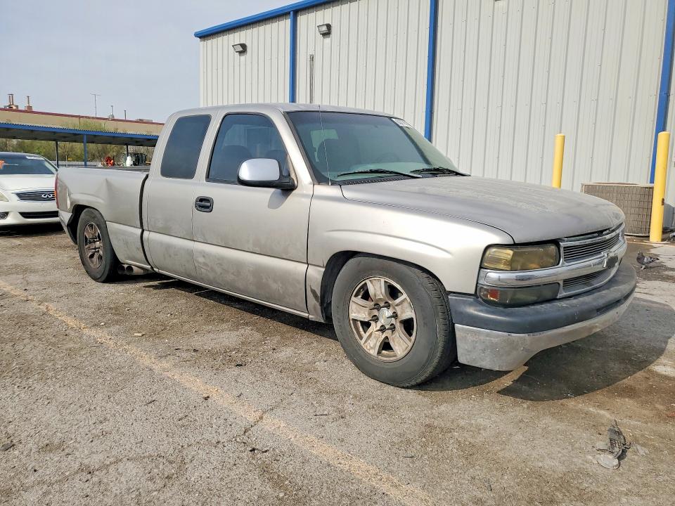 63779106 :رقم المزاد ، 2GCEC19V2Y1135191 vin ، 2000 Chevrolet Silverado مزاد بيع