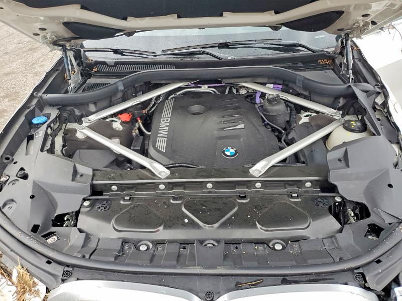 64616496 :رقم المزاد ، 5UX23EM01R9U66583 vin ، 2024 Bmw X7 مزاد بيع