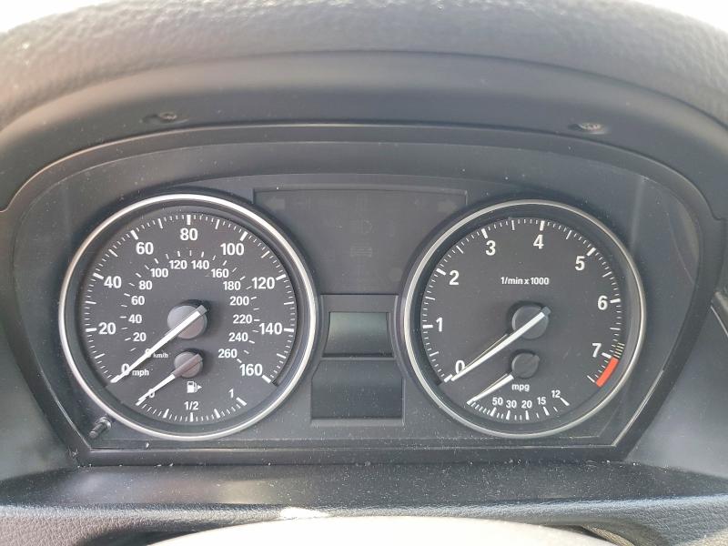2013 Bmw X1 მანქანა იყიდება აუქციონზე, vin: WBAVL1C59DVR82028, აუქციონის ნომერი: 66114846