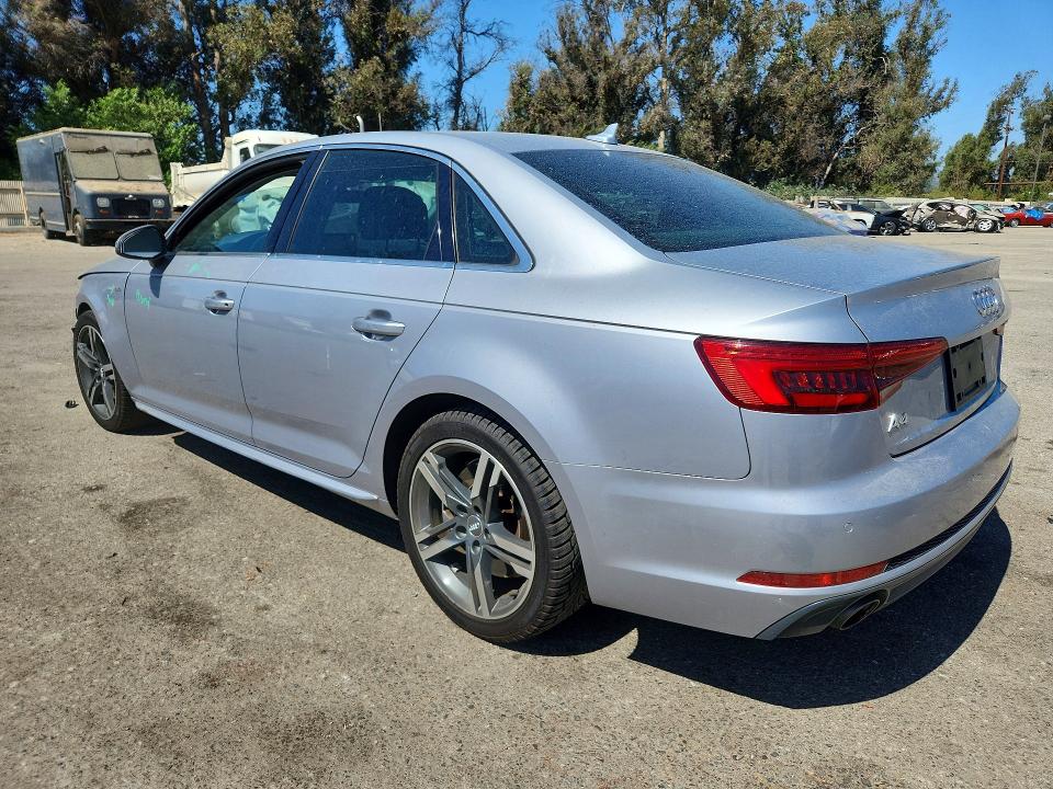 Продаж на аукціоні авто 2017 Audi A4, vin: WAULNAF43HN022438, номер лоту: 66817136