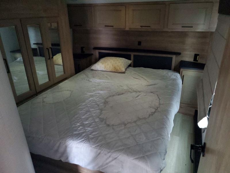 Продажа на аукционе авто 2024 Keystone Arcadia 37, vin: 4YDFARL26RE550602, номер лота: 64000296