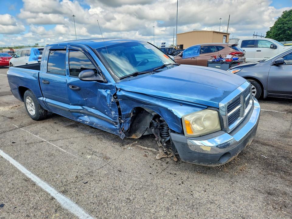 2005 Dodge Dakota მანქანა იყიდება აუქციონზე, vin: 1D7HE48N25S290545, აუქციონის ნომერი: 66084976
