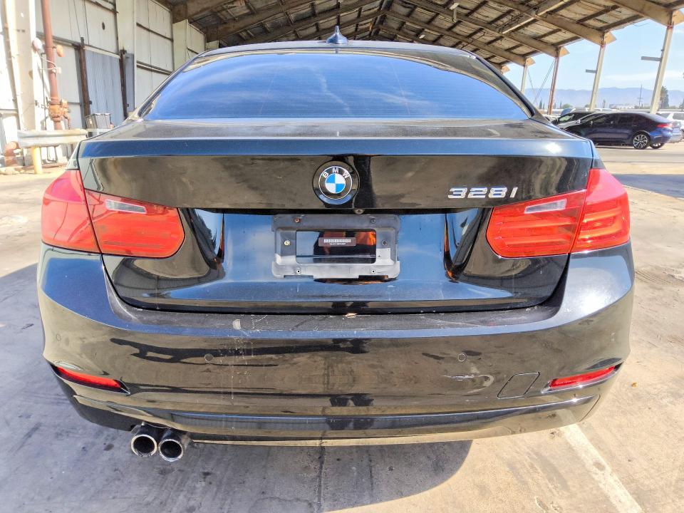 2013 Bmw 328 მანქანა იყიდება აუქციონზე, vin: WBA3C1C58DF438637, აუქციონის ნომერი: 63759216