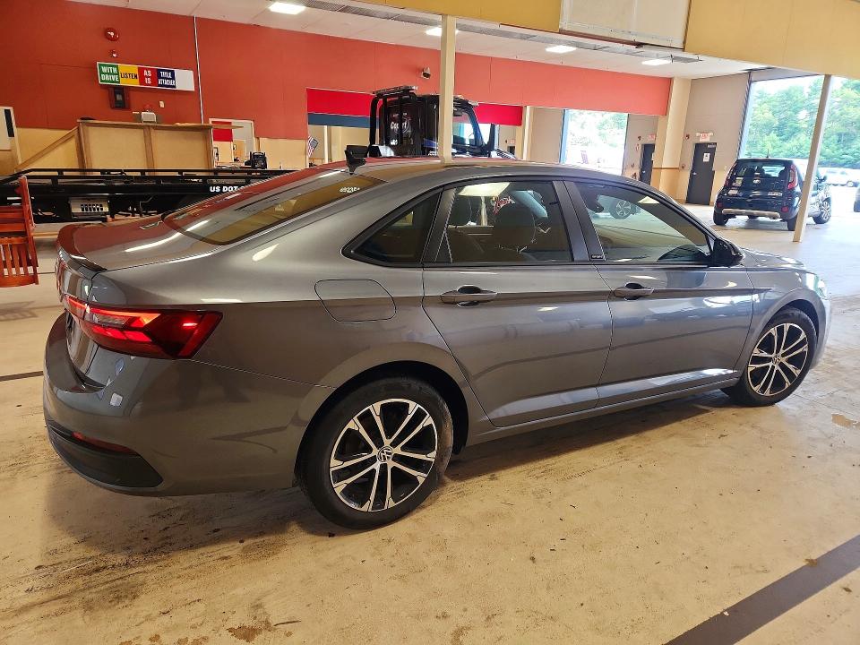 65741316 :رقم المزاد ، 3VWAM7BU8PM045161 vin ، 2023 Volkswagen Jetta مزاد بيع