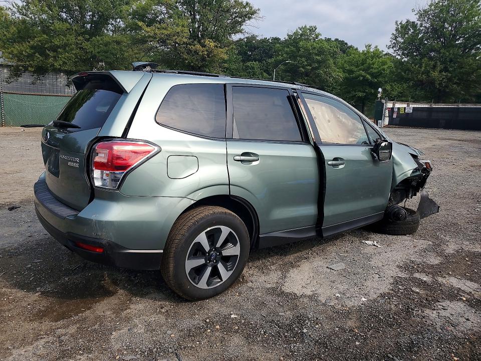 2017 Subaru Forester მანქანა იყიდება აუქციონზე, vin: JF2SJAGC3HH419647, აუქციონის ნომერი: 64788686
