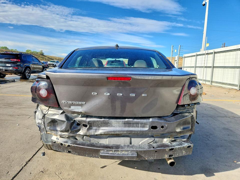 63899366 :رقم المزاد ، 1C3CDZAB2EN214928 vin ، 2014 Dodge Avenger مزاد بيع