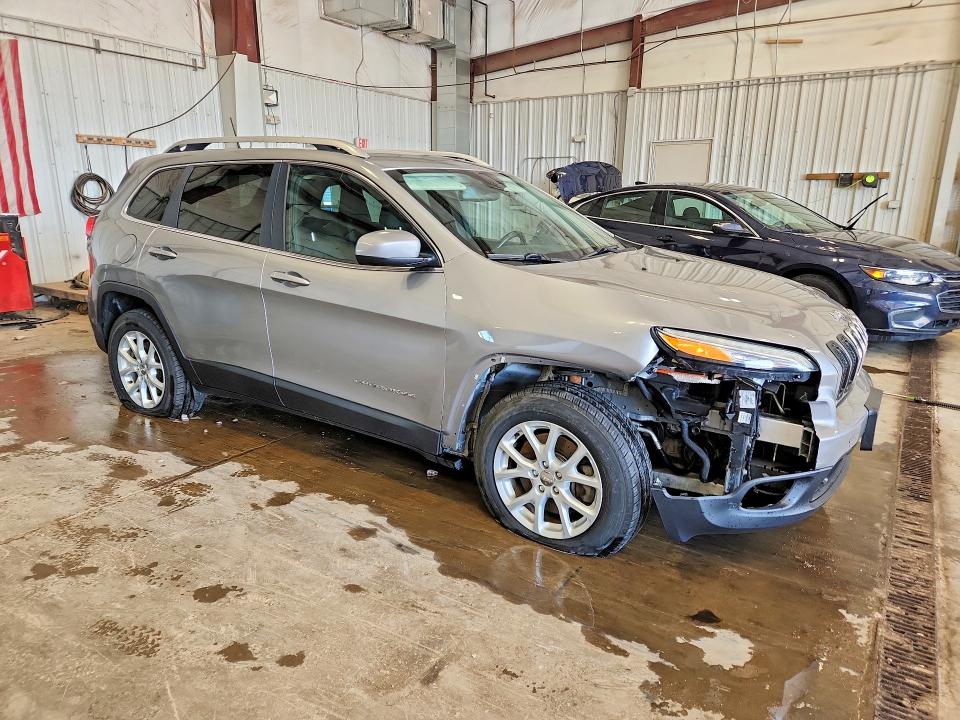 Продажа на аукционе авто 2016 Jeep Cherokee, vin: 1C4PJMCB9GW203900, номер лота: 66428796