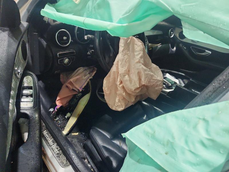 66032036 :رقم المزاد ، 55SWF4KBXHU179805 vin ، 2017 Mercedes-benz C مزاد بيع