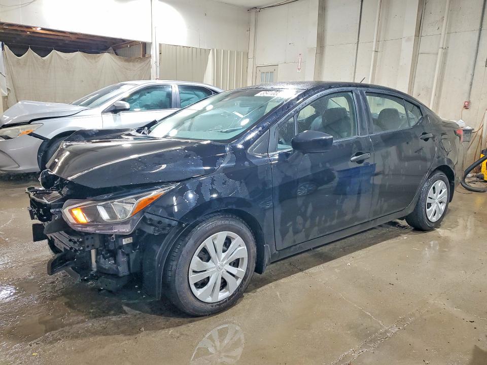 65410336 :رقم المزاد ، 3N1CN8DV2ML817520 vin ، 2021 Nissan Versa مزاد بيع