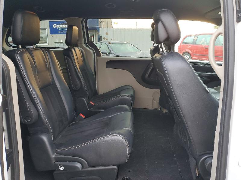 2017 Dodge Grand Caravan მანქანა იყიდება აუქციონზე, vin: 2C4RDGCG6HR672384, აუქციონის ნომერი: 64782666