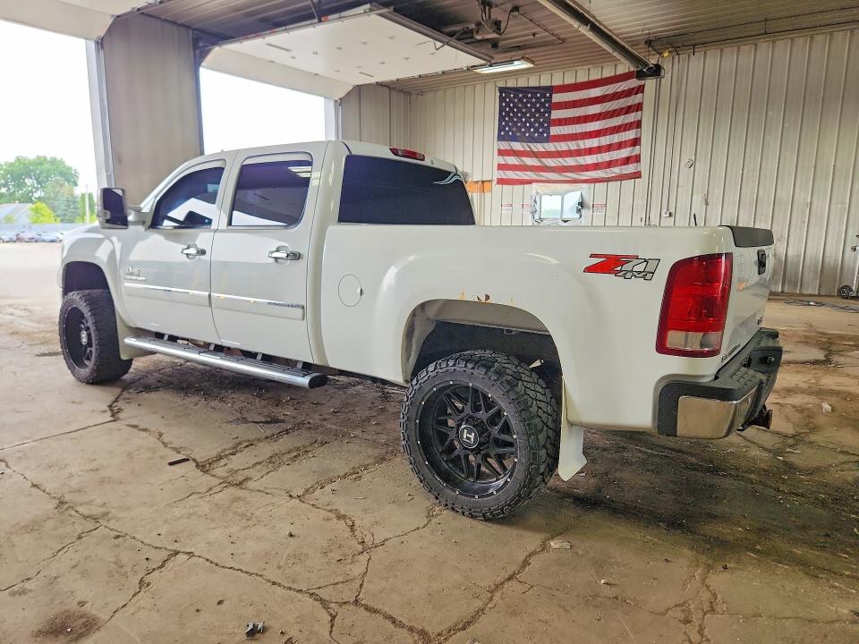 64504036 :رقم المزاد ، 1GT120C88EF149213 vin ، 2014 Gmc Sierra مزاد بيع