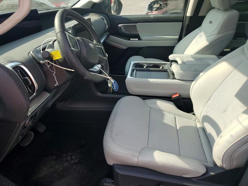Продажа на аукционе авто 2026 Ford Expedition, vin: 1FMJU1M82TEA41635, номер лота: 64256706
