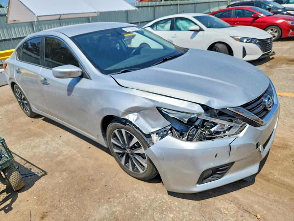 Продажа на аукционе авто 2018 Nissan Altima, vin: 1N4AL3AP4JC204945, номер лота: 64733466