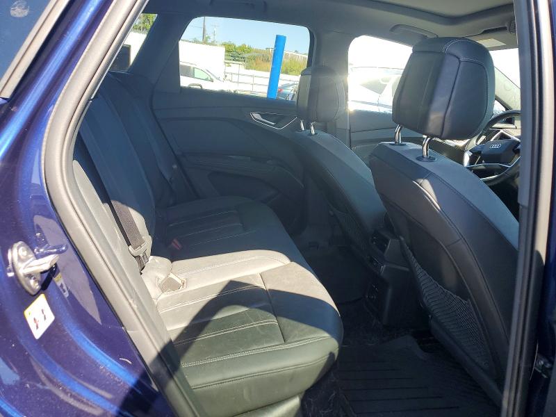 63734586 :رقم المزاد ، WA1L2BFZ4PP063476 vin ، 2023 Audi Q4 E-tron مزاد بيع