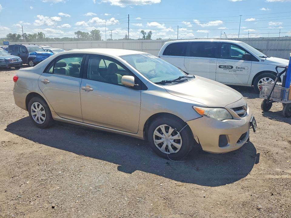 65373686 :رقم المزاد ، 2T1BU4EE8BC576209 vin ، 2011 Toyota Corolla مزاد بيع