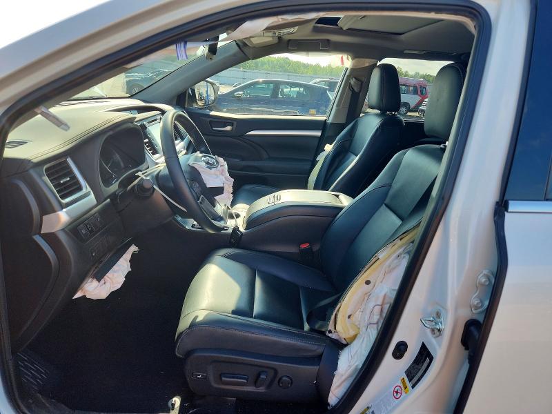 Продажа на аукционе авто 2019 Toyota Highlander, vin: 5TDJZRFH2KS595476, номер лота: 63473666