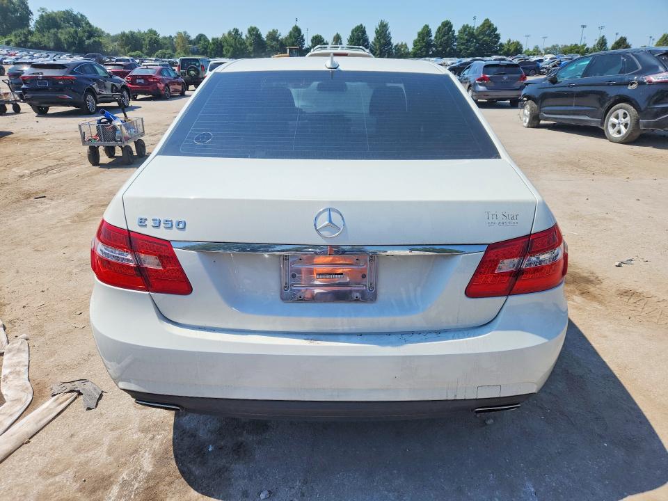 2010 Mercedes-benz E მანქანა იყიდება აუქციონზე, vin: WDDHF5GB6AA051896, აუქციონის ნომერი: 67398156