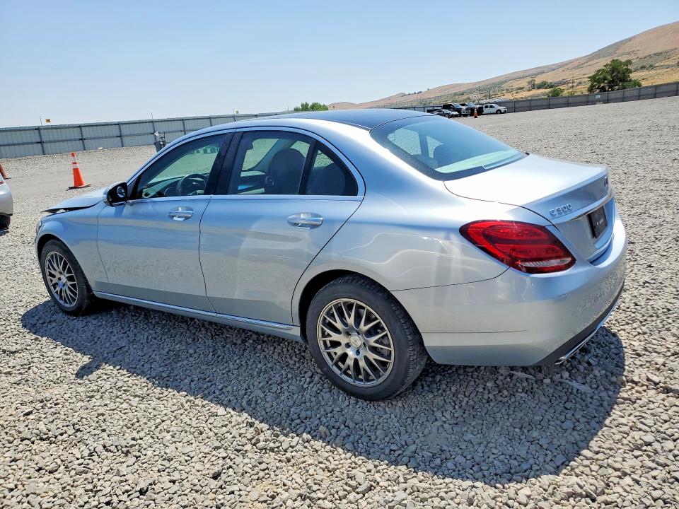 2015 Mercedes-benz C მანქანა იყიდება აუქციონზე, vin: 55SWF4KB8FU073463, აუქციონის ნომერი: 63750936