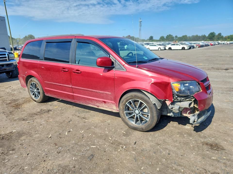 67009266 :رقم المزاد ، 2C4RDGEG6FR557715 vin ، 2015 Dodge Grand Caravan مزاد بيع