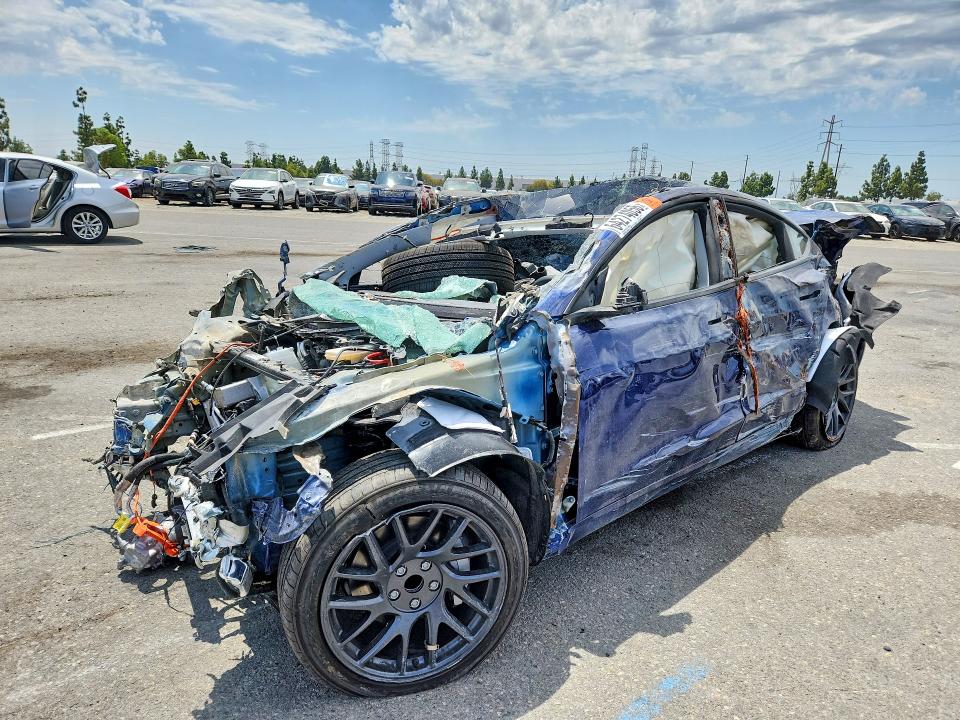 64274056 :رقم المزاد ، 5YJ3E1EA3TF148607 vin ، 2026 Tesla Model 3 مزاد بيع