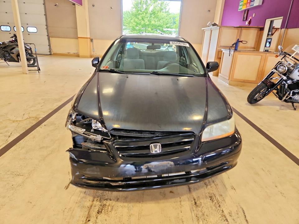 2002 Honda Accord მანქანა იყიდება აუქციონზე, vin: 1HGCG66592A001306, აუქციონის ნომერი: 65358786