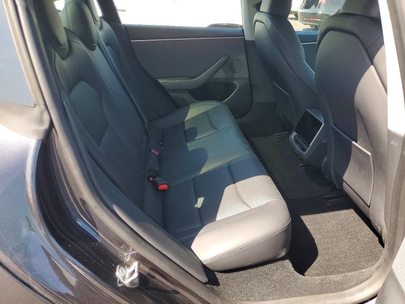 64778716 :رقم المزاد ، 5YJ3E1EAXSF942941 vin ، 2025 Tesla Model 3 مزاد بيع