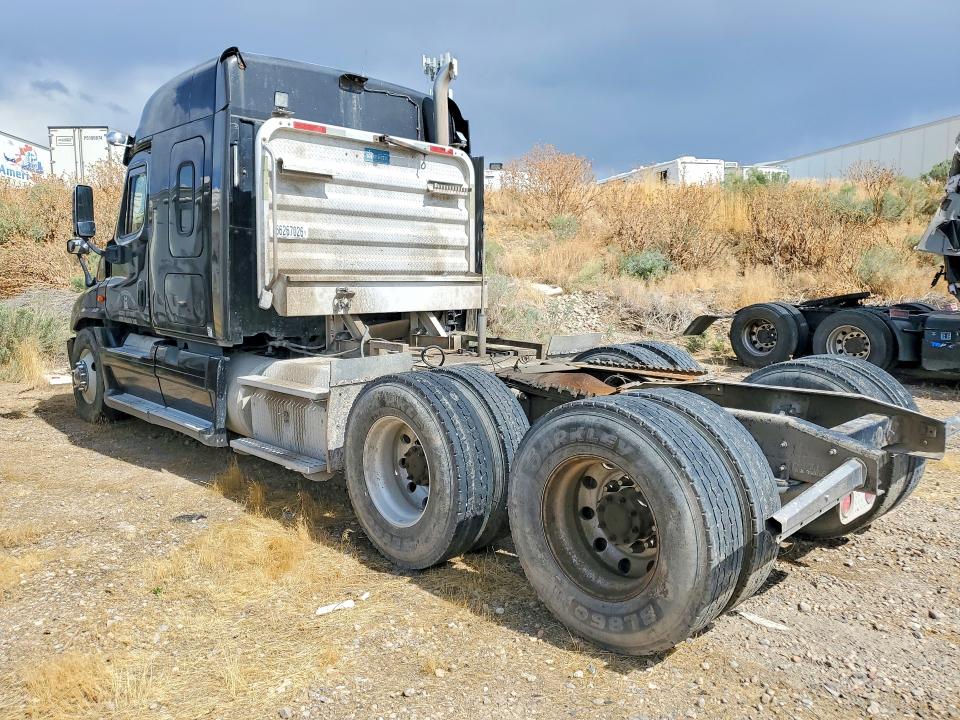 2014 Freightliner Cascadia 125 მანქანა იყიდება აუქციონზე, vin: 3AKJGLD66ESFP4558, აუქციონის ნომერი: 66267026