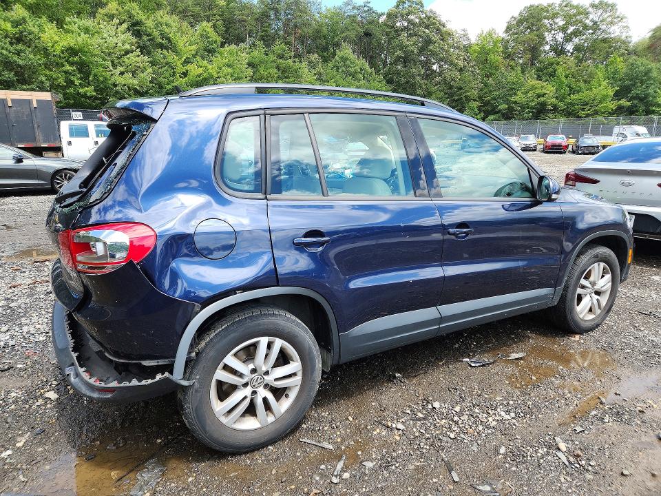 63842126 :رقم المزاد ، WVGAV7AX4GW616281 vin ، 2016 Volkswagen Tiguan مزاد بيع