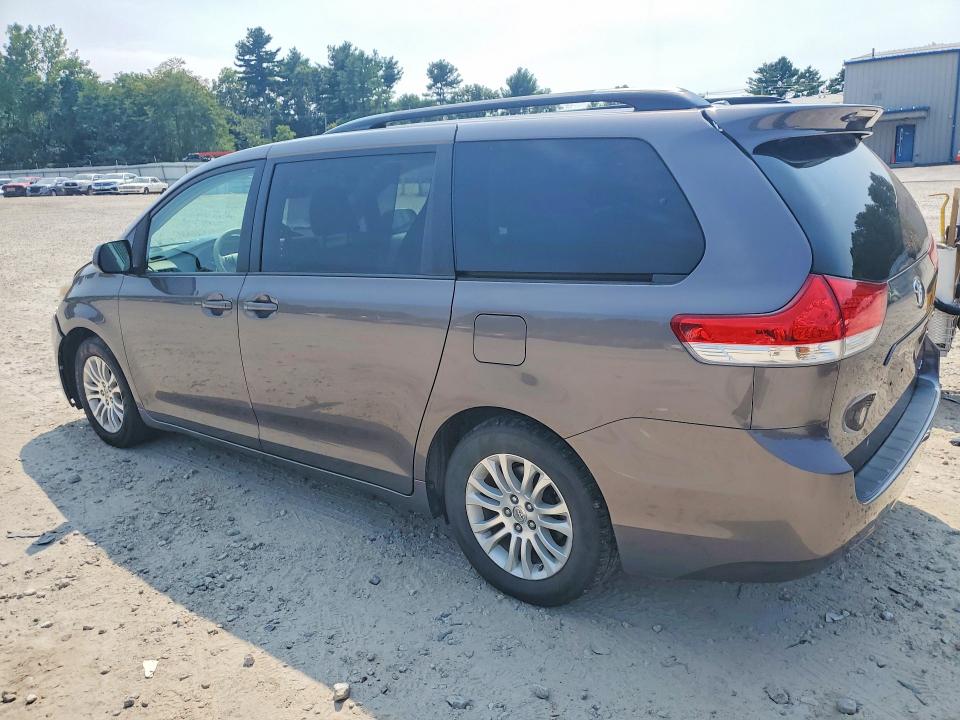 Продаж на аукціоні авто 2014 Toyota Sienna, vin: 5TDYK3DC7ES494963, номер лоту: 64475486