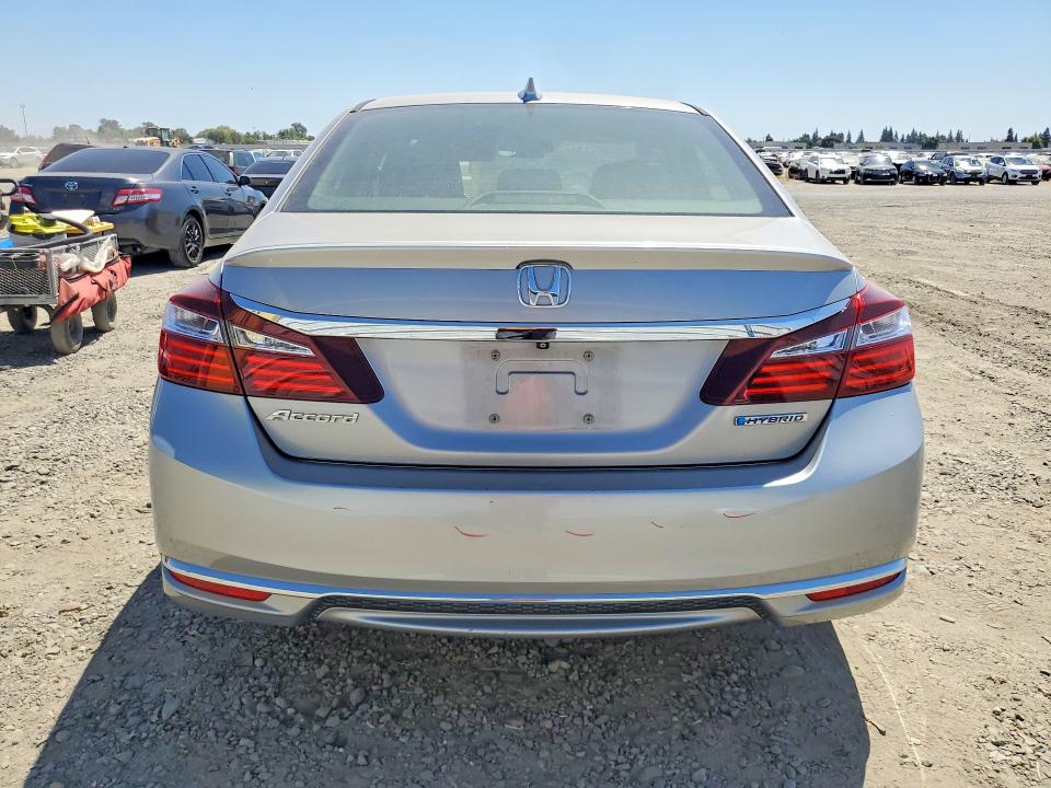 64323676 :رقم المزاد ، JHMCR6F35HC014119 vin ، 2017 Honda Accord مزاد بيع