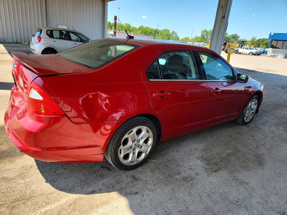 63236906 :رقم المزاد ، 3FAHP0HA6AR192382 vin ، 2010 Ford Fusion مزاد بيع