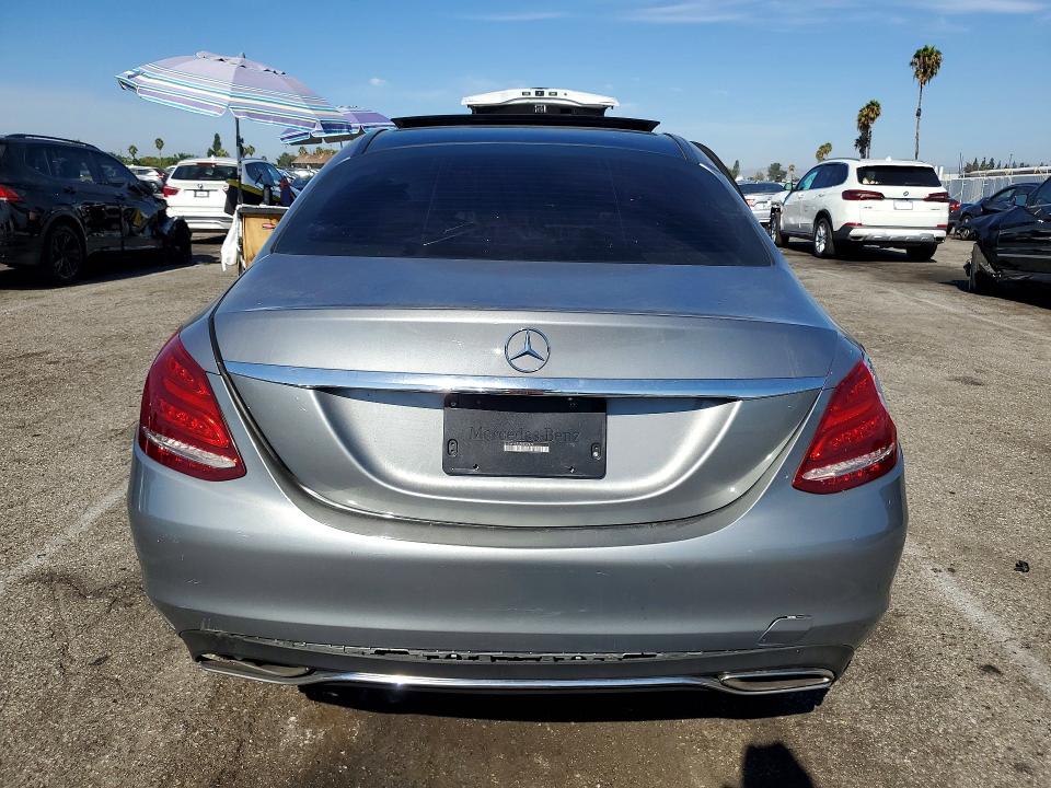 65547956 :رقم المزاد ، 55SWF4KB4FU012577 vin ، 2015 Mercedes-benz C مزاد بيع