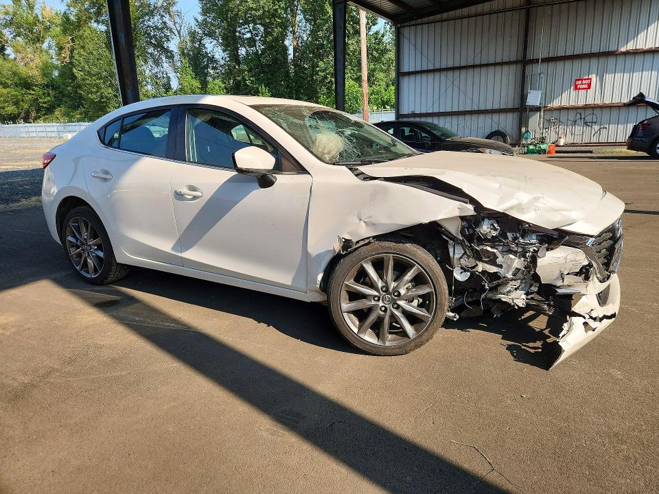 Aukcja sprzedaży 2018 Mazda 3, vin: 3MZBN1W33JM162959, numer aukcji: 63555126