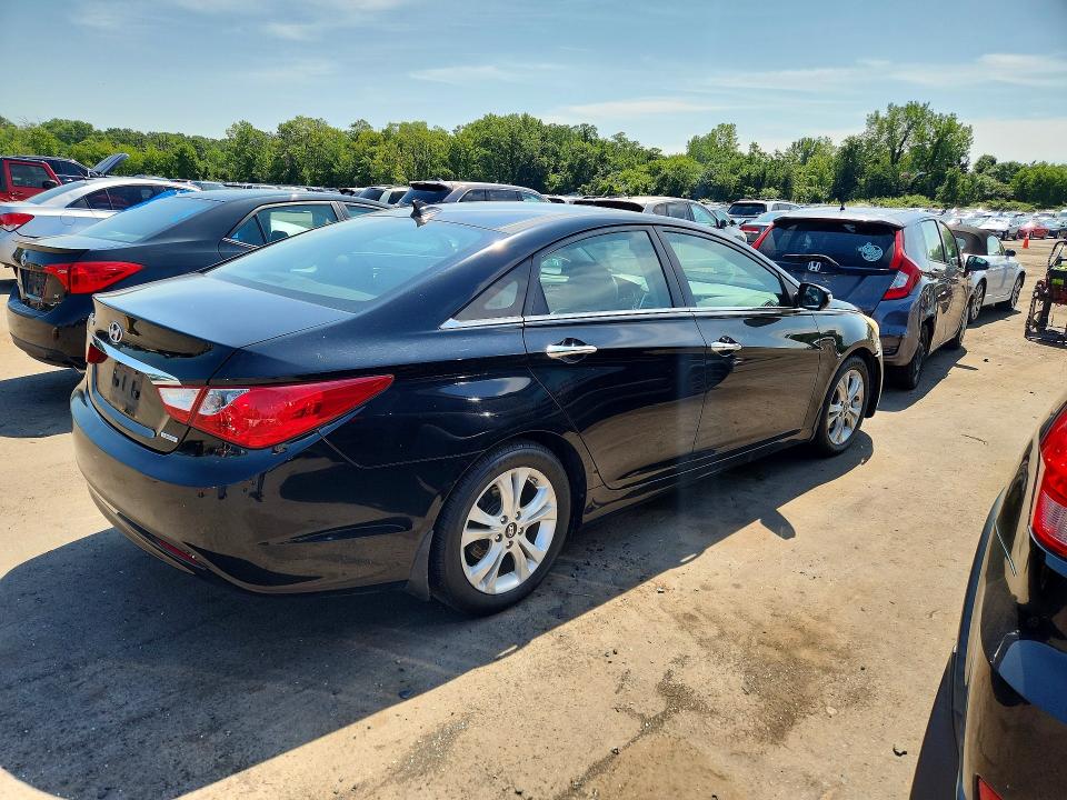 63992146 :رقم المزاد ، 5NPEC4AC5CH500613 vin ، 2012 Hyundai Sonata مزاد بيع