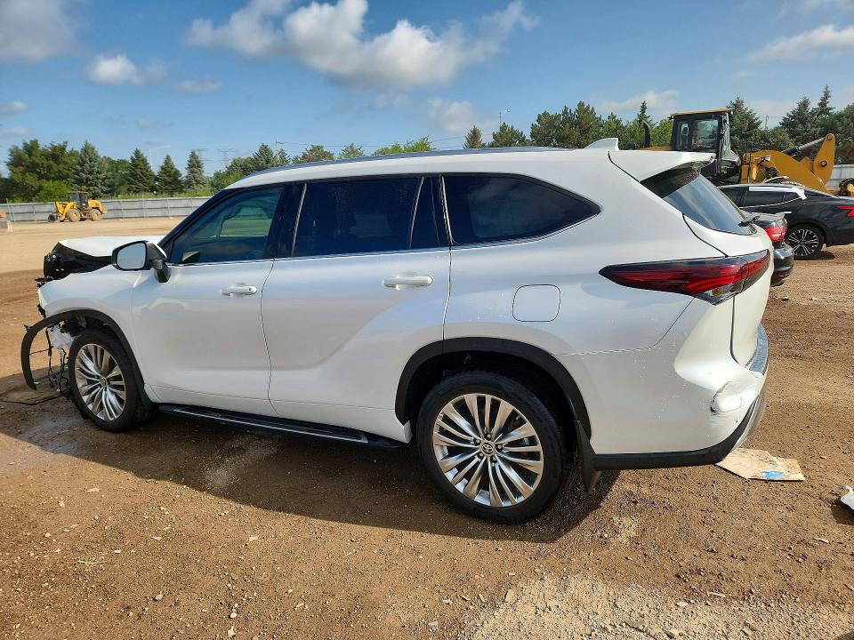 Продаж на аукціоні авто 2024 Toyota Highlander, vin: 5TDKDRBH7RS542128, номер лоту: 63947036