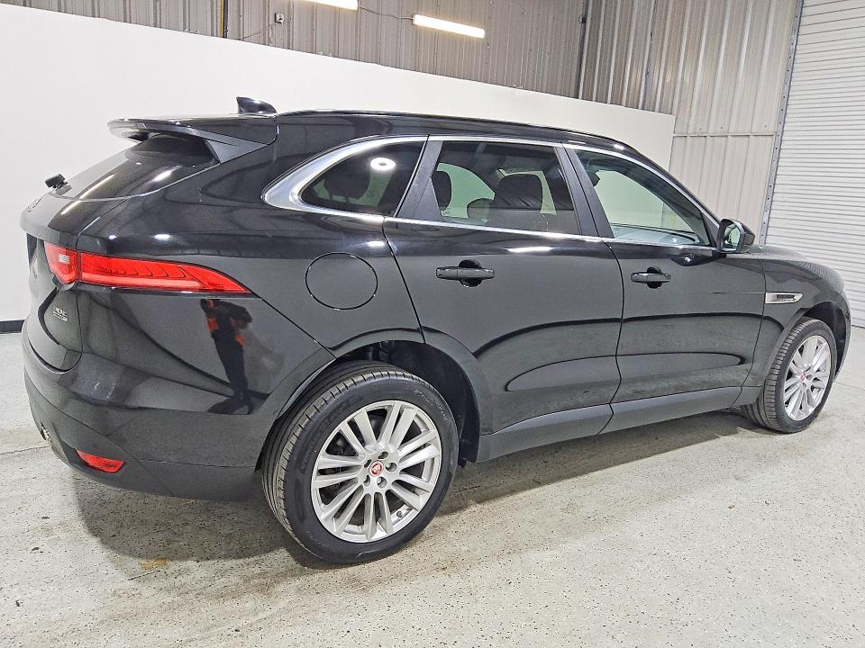 Продажа на аукционе авто 2019 Jaguar F-pace, vin: SADCK2GX9KA356938, номер лота: 64559316