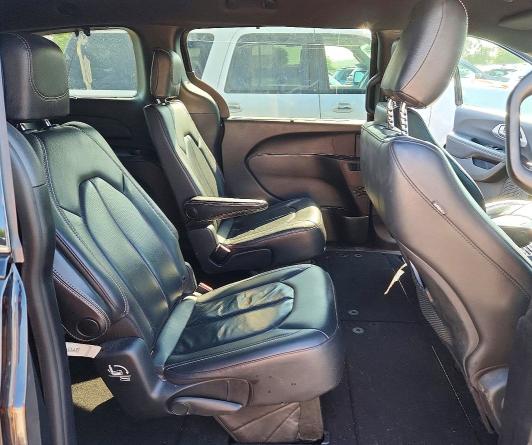 Продаж на аукціоні авто 2020 Chrysler Pacifica, vin: 2C4RC1BGXLR104682, номер лоту: 65669396