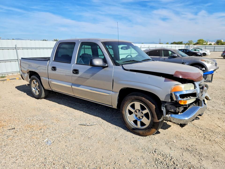 65393036 :رقم المزاد ، 2GTEC13T751142074 vin ، 2005 Gmc New Sierra مزاد بيع
