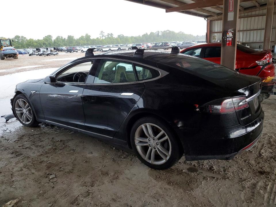 64022716 :رقم المزاد ، 5YJSA1S18EFP32872 vin ، 2014 Tesla Model S مزاد بيع