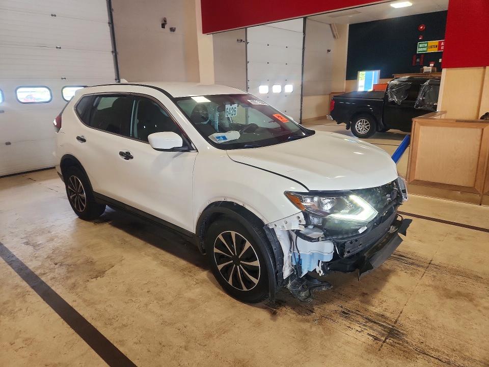 Продажа на аукционе авто 2018 Nissan Rogue, vin: 5N1AT2MVXJC792201, номер лота: 65017656
