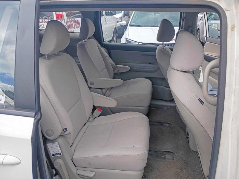 65010276 :رقم المزاد ، KNDMA5C11H6285610 vin ، 2017 Kia Sedona مزاد بيع