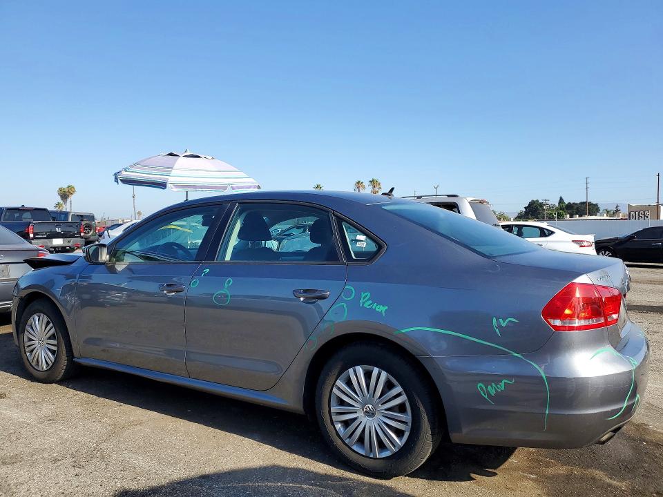 2015 Volkswagen Passat მანქანა იყიდება აუქციონზე, vin: 1VWAT7A39FC074406, აუქციონის ნომერი: 63433946