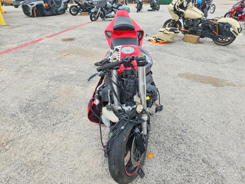 64306536 :رقم المزاد ، JH2SC57067M305435 vin ، 2007 Honda Cbr1000 مزاد بيع