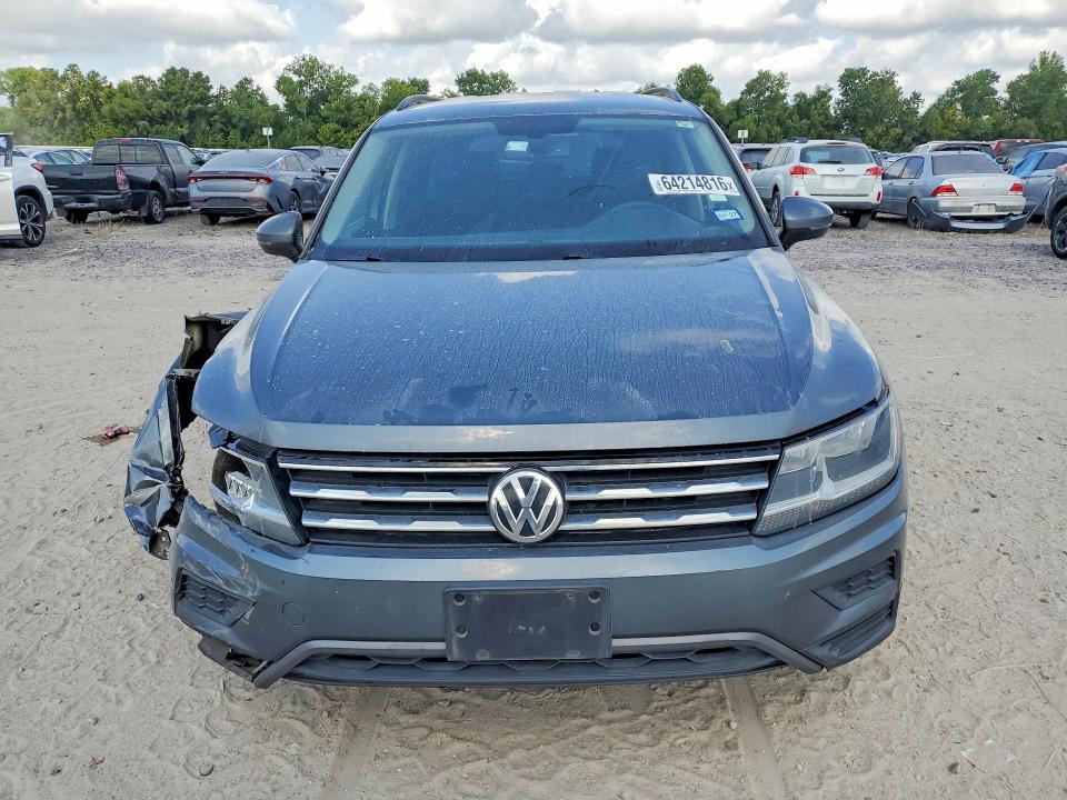 Продажа на аукционе авто 2021 Volkswagen Tiguan, vin: 3VV3B7AX9MM039072, номер лота: 64214816