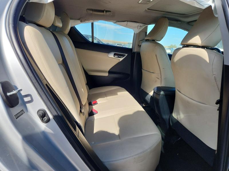 65416926 :رقم المزاد ، JTHKD5BH2B2010869 vin ، 2011 Lexus Ct مزاد بيع