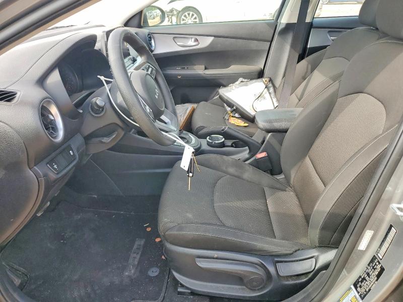 65010306 :رقم المزاد ، 3KPF24AD4NE490504 vin ، 2022 Kia Forte مزاد بيع
