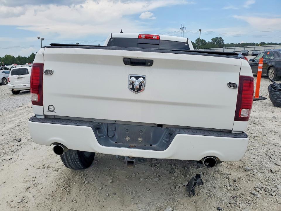 64550946 :رقم المزاد ، 1C6RR6HT3GS319977 vin ، 2016 Ram 1500 مزاد بيع