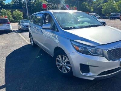 65021726 :رقم المزاد ، KNDMA5C18H6259666 vin ، 2017 Kia Sedona مزاد بيع